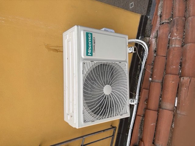 Unità esterna su balcone