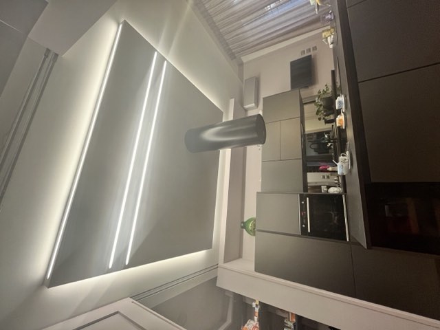 Cucina con profili LED